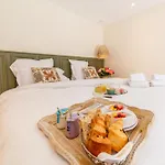Les Capucines Saint Tropez Szálloda 4*
