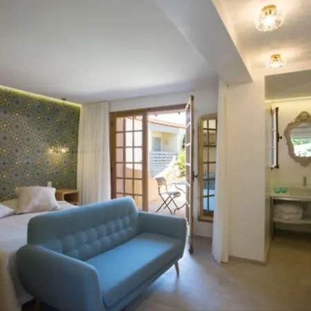 Les Capucines Saint Tropez Hotel 4*