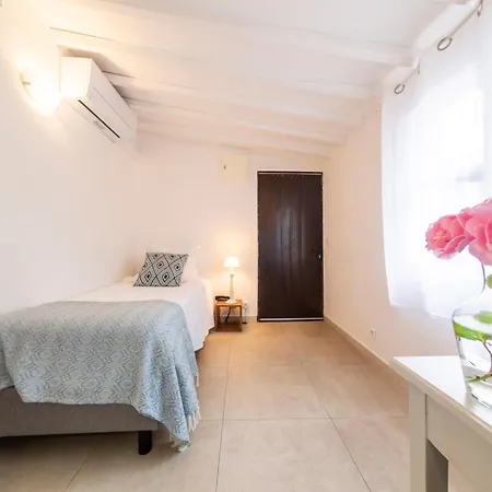 מלון Capucines Hotel Saint Tropez גאסה