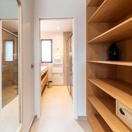 Capucines Hotel Saint Tropez גאסה