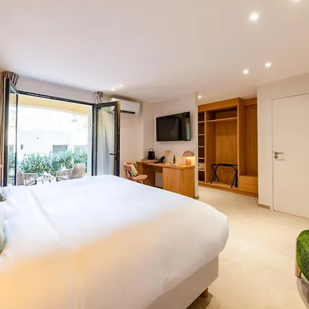 מלון Capucines Hotel Saint Tropez גאסה