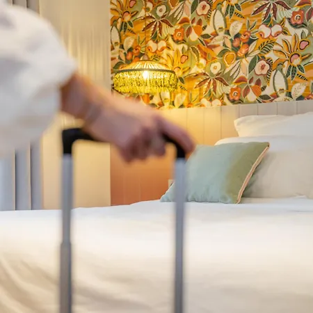 Capucines Hotel Saint Tropez מלון