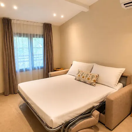 Capucines Hotel Saint Tropez מלון