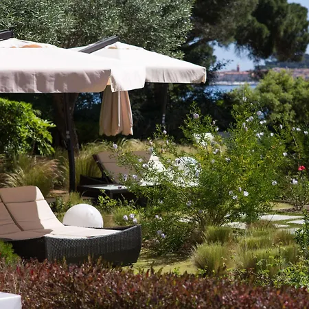 ホテル Les Capucines Saint Tropez