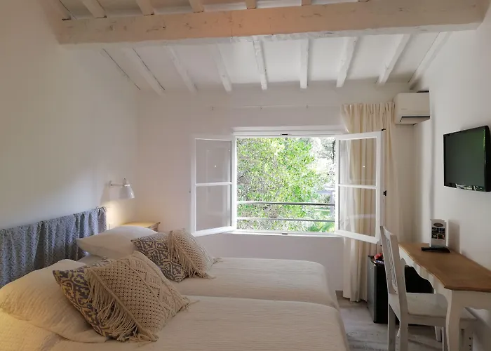 ホテル Les Capucines Saint Tropez 4*