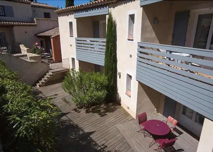 ホテル Les Capucines Saint Tropez ガッサン