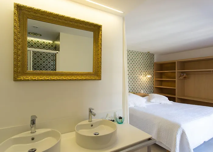 Les Capucines Saint Tropez ホテル