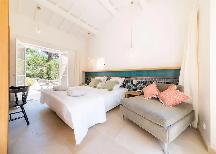 Les Capucines Saint Tropez 4*