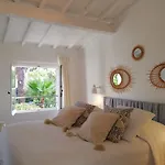 Les Capucines Saint Tropez 酒店 盖辛