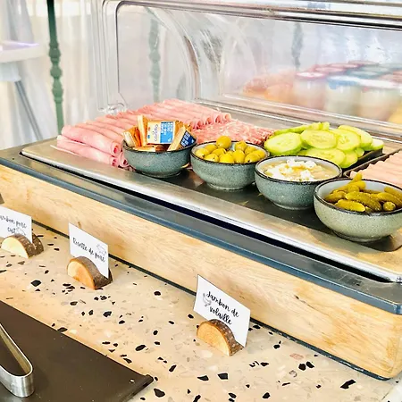 Les Capucines Hotel 4*