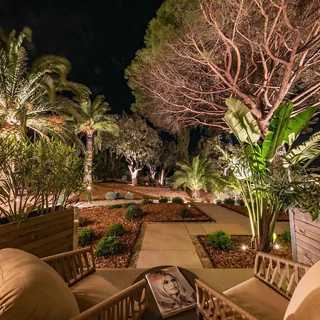 Capucines Hotel Saint Tropez 4* ガッサン