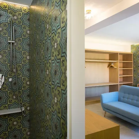 Les Capucines Saint Tropez 4*