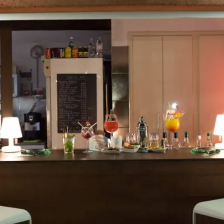 Les Capucines Saint Tropez 4*