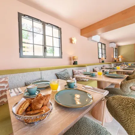 Capucines Saint Tropez 4*