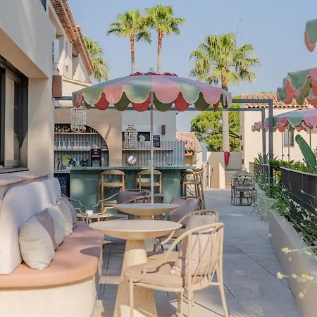 Capucines Saint Tropez