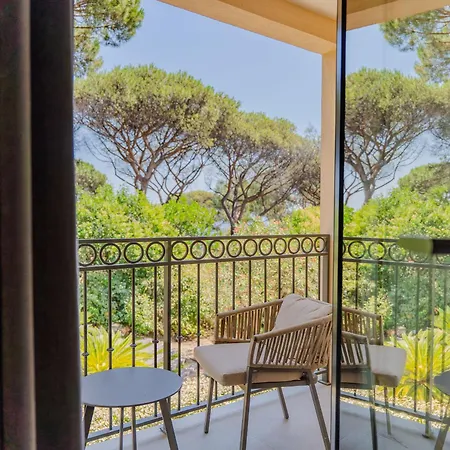 Hotel Capucines Saint Tropez Gassin