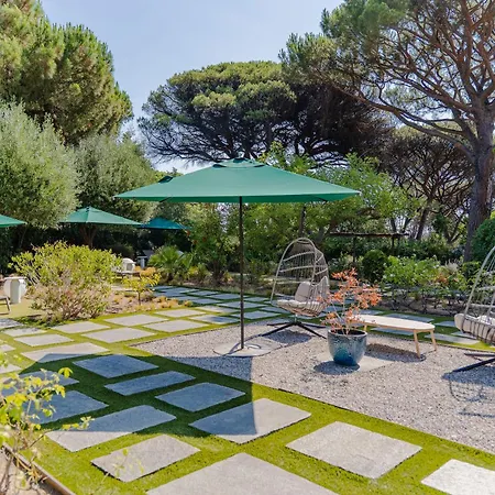 Capucines Saint Tropez ホテル 4*