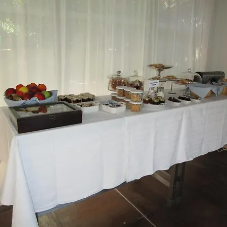 Hotel Les Capucines 4*