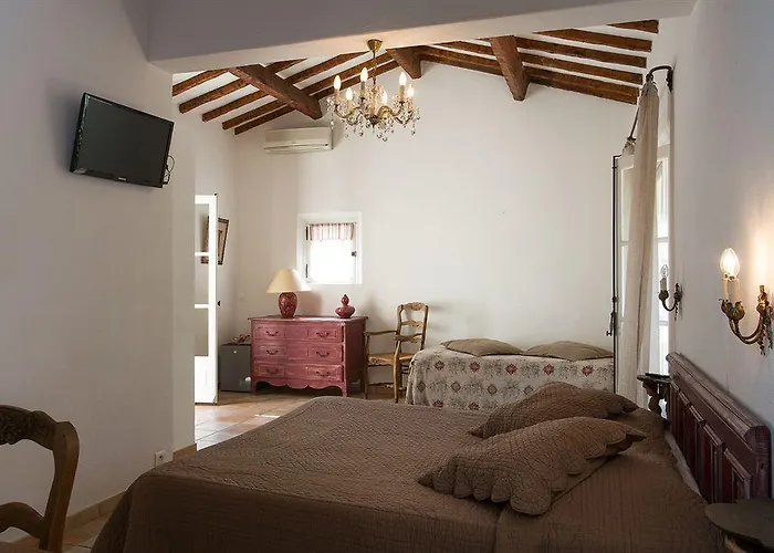 Les Capucines Saint Tropez جاسّا