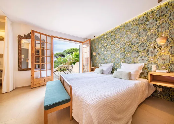 Les Capucines Saint Tropez 4*