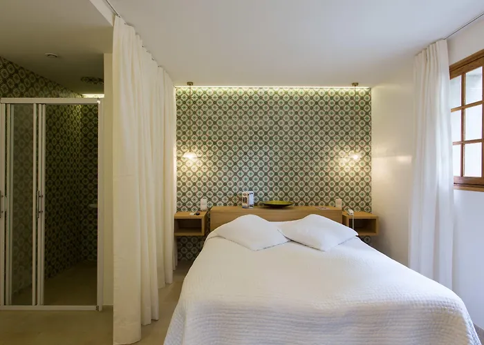 Les Capucines Saint Tropez فندق جاسّا