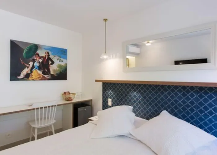 Les Capucines Saint Tropez 4* جاسّا